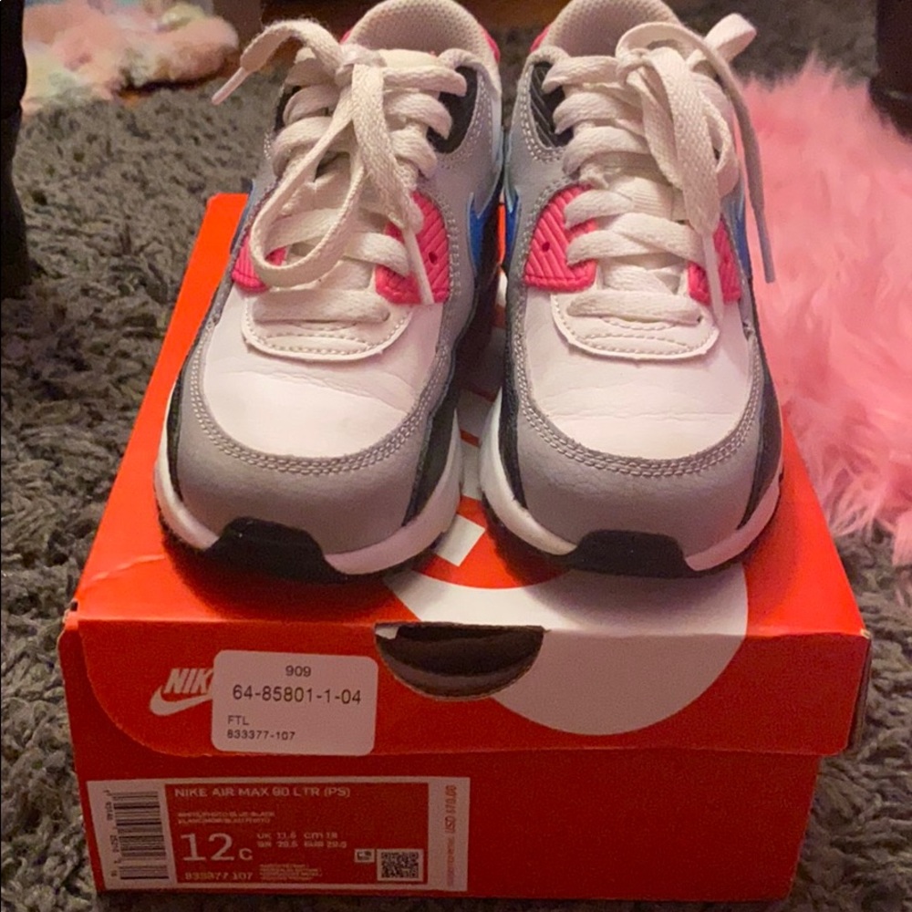 Girls Nike air max